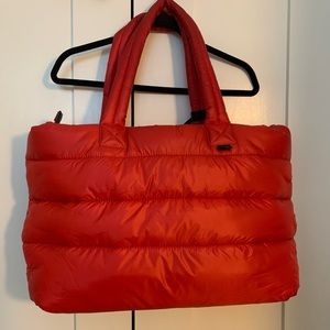 Aritzia Tna The Super Puff Tote